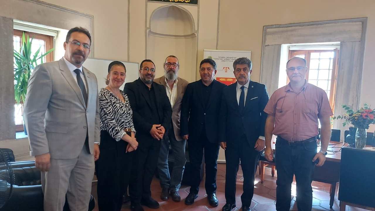 Türk Dünyası Gazeteciler Federasyonu Başkanı Menderes Demir (3)