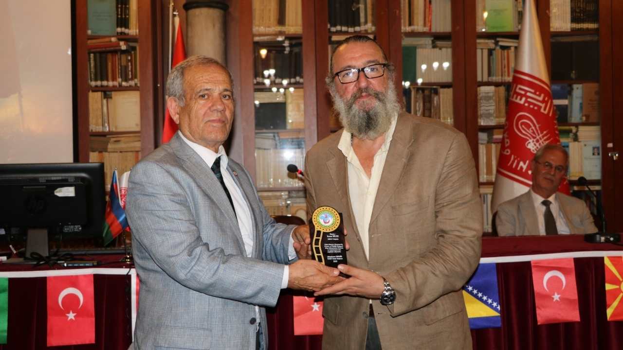 Türk Dünyası Gazeteciler Federasyonu Başkanı Menderes Demir (8)