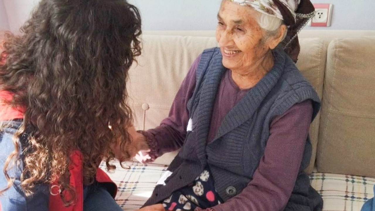 77 Yıldır Evli Çift