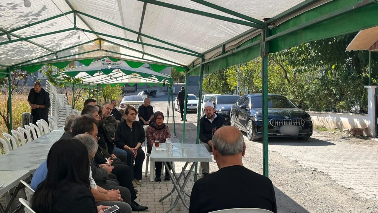 Cenazaede Valil Ziyareti