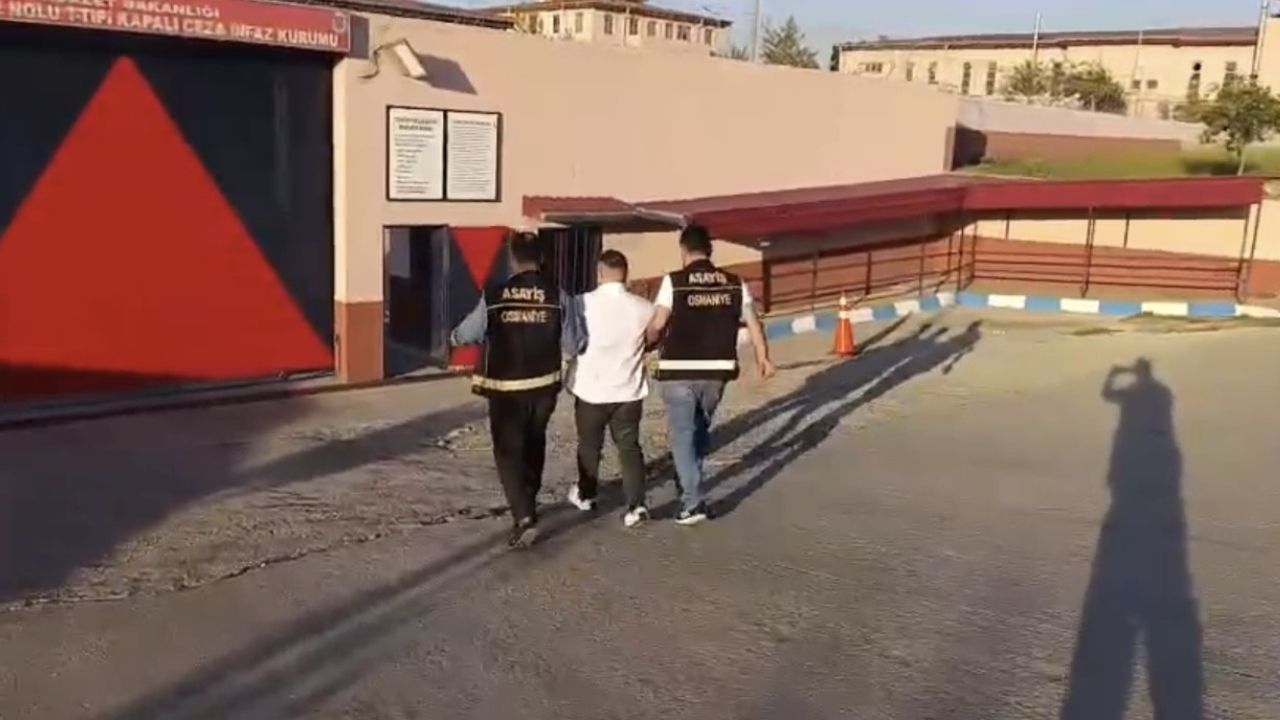 Depremzede Araçlar Üzerinde Vurgun