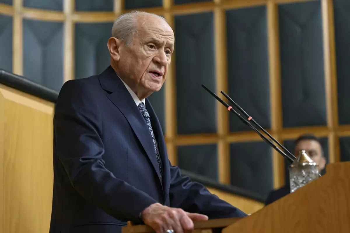 Devlet Bahçeli Öcalan'a %22Kurucu Önder%22 Dedi Mi? Şok Açıklama!