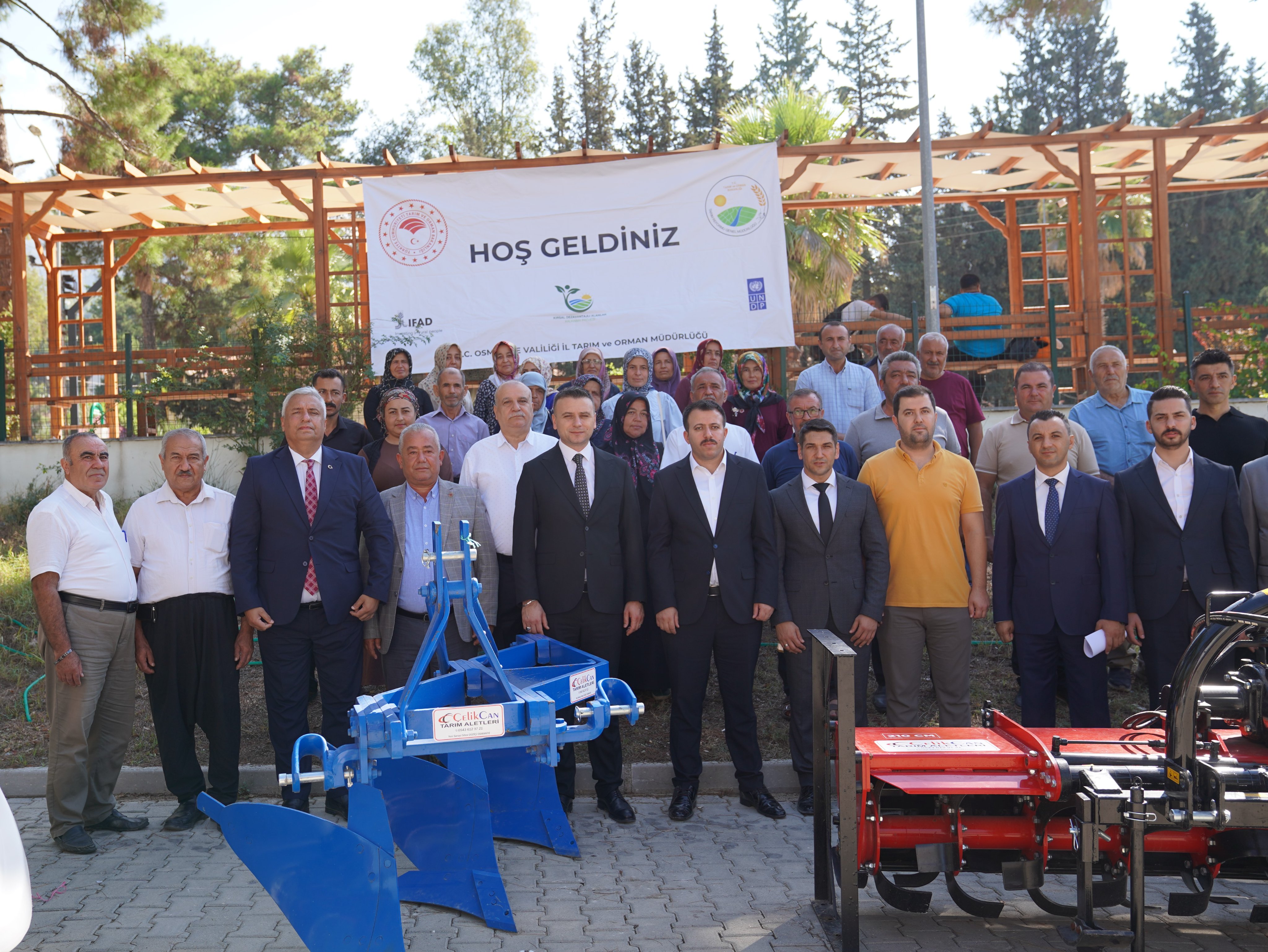 Düziçi İlçesinde Kırsal Dezavantajlı Alanlar Kalkınma Projesi Kapsamında Makine Ekipman Dağıtım Töreni Gerçekleştirildi.1