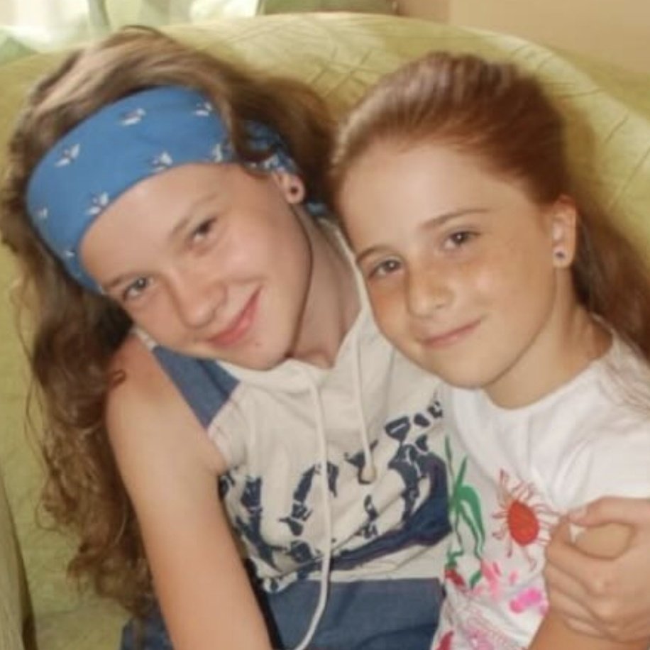 Ece Çeşmioğlu Ile Zeynep Özkaya Yıllar Sonra Aynı Karede! (2)