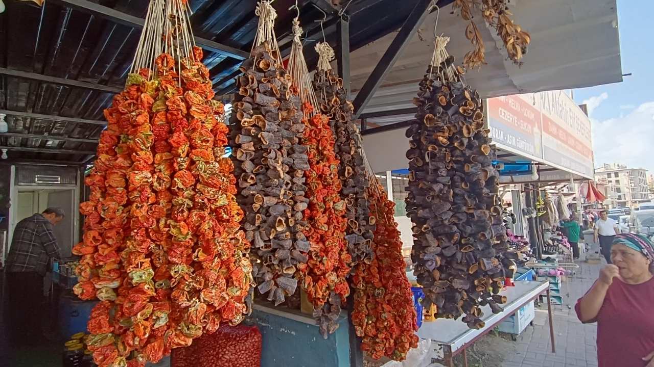 Kurutulmuş Soğan Domates Osmaniye (1)