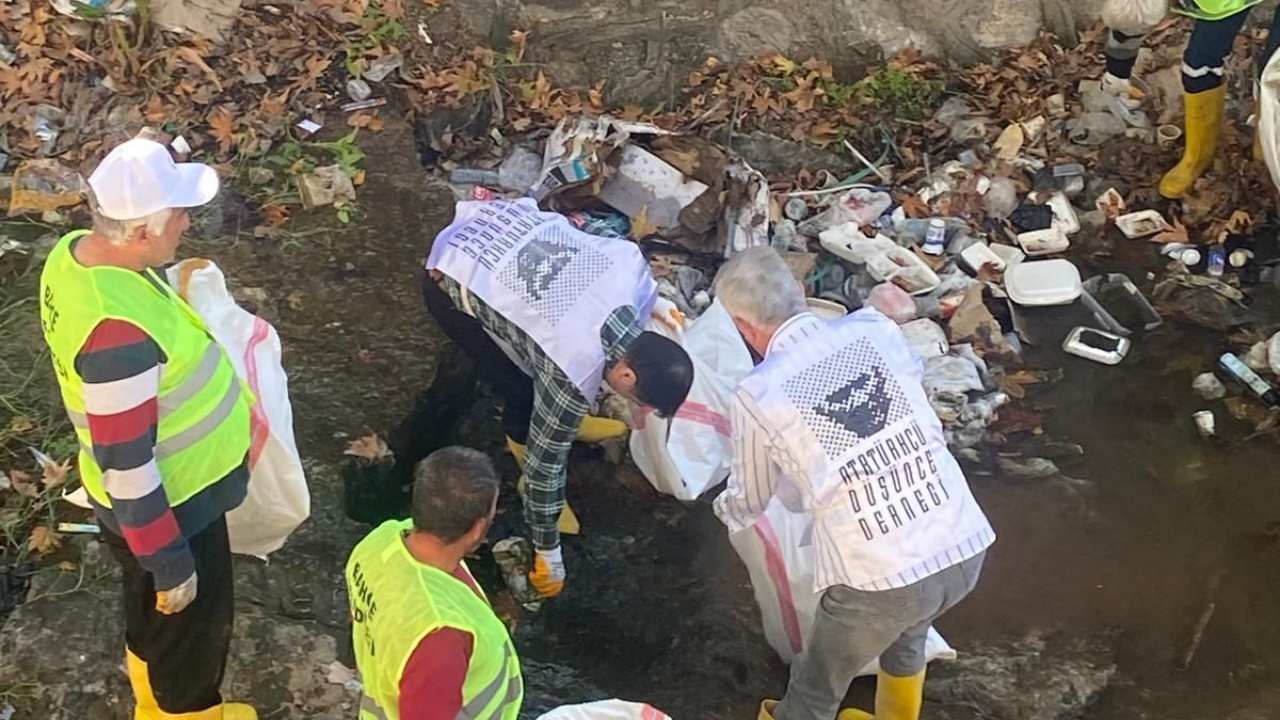 Osmaniye Bahçe Halkı Dereler İçin Seferber Oldu (1)