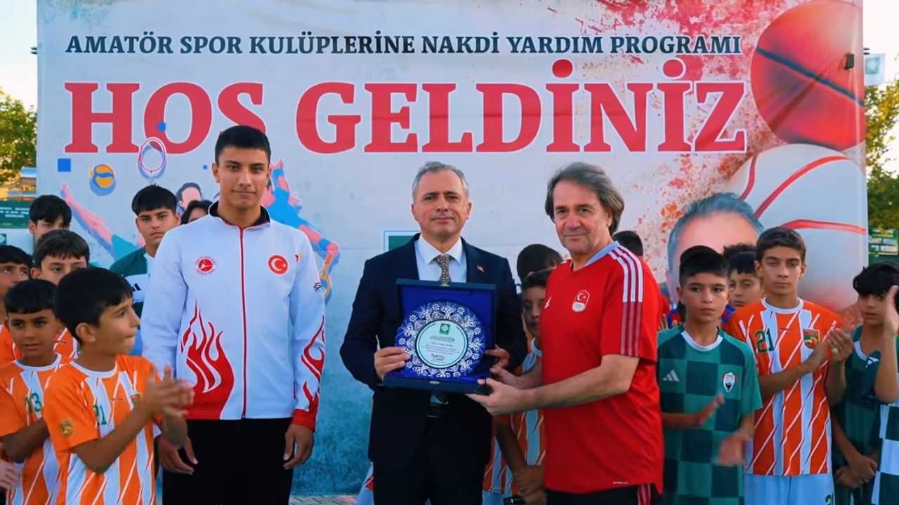 Osmaniye Belediyesi'nden Kulüplere Milyonluk Katkı (2)