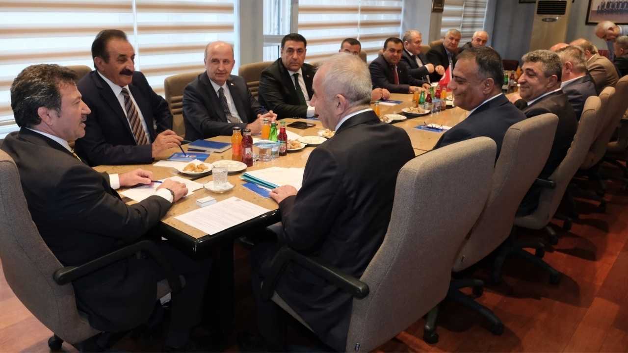 Osmaniye Kamyoncular Odası Başkanı Piran Akyüz, Sektör Sorunlarını Masaya Yatırdı (5)