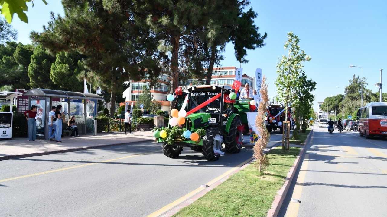 Osmaniye Yerfıstığı Festivali Araçlı Şehir Turuyla Başladı (5)