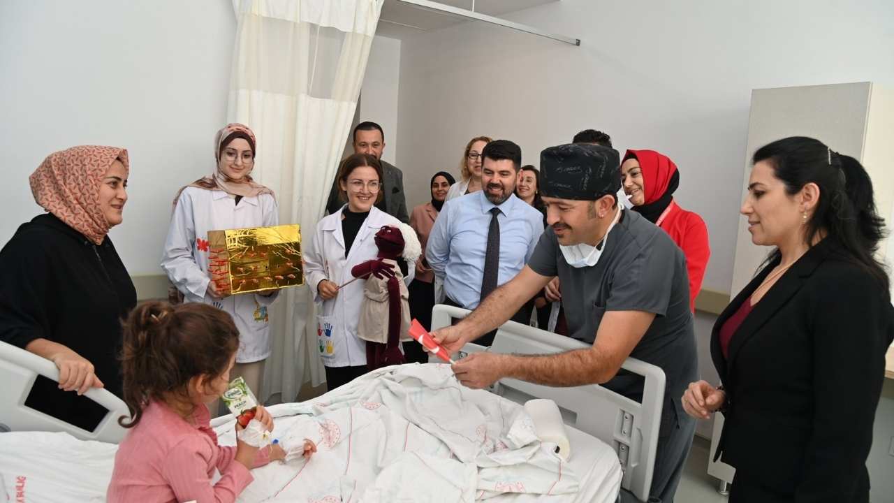 Osmaniye'de Cumhuriyet Coşkusu Hastane Odalarına Taştı (3)