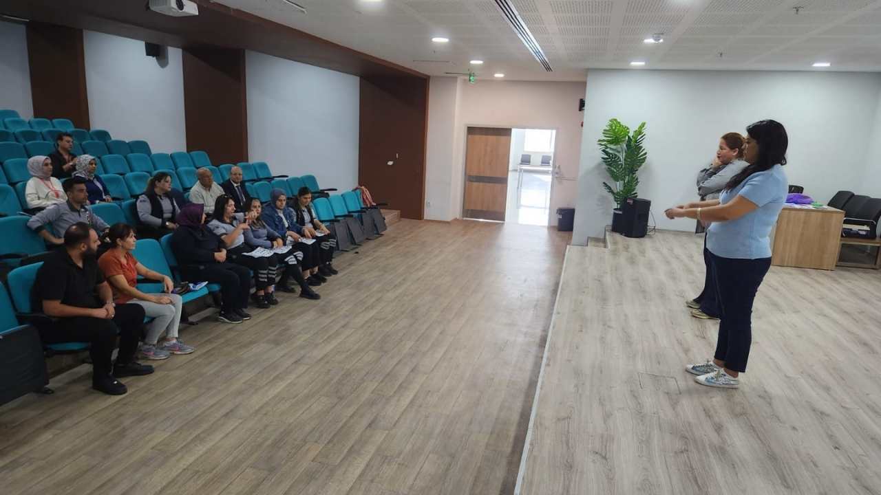 Osmaniye'de Işitme Engelliler Için Işaret Dili Eğitimi (3)