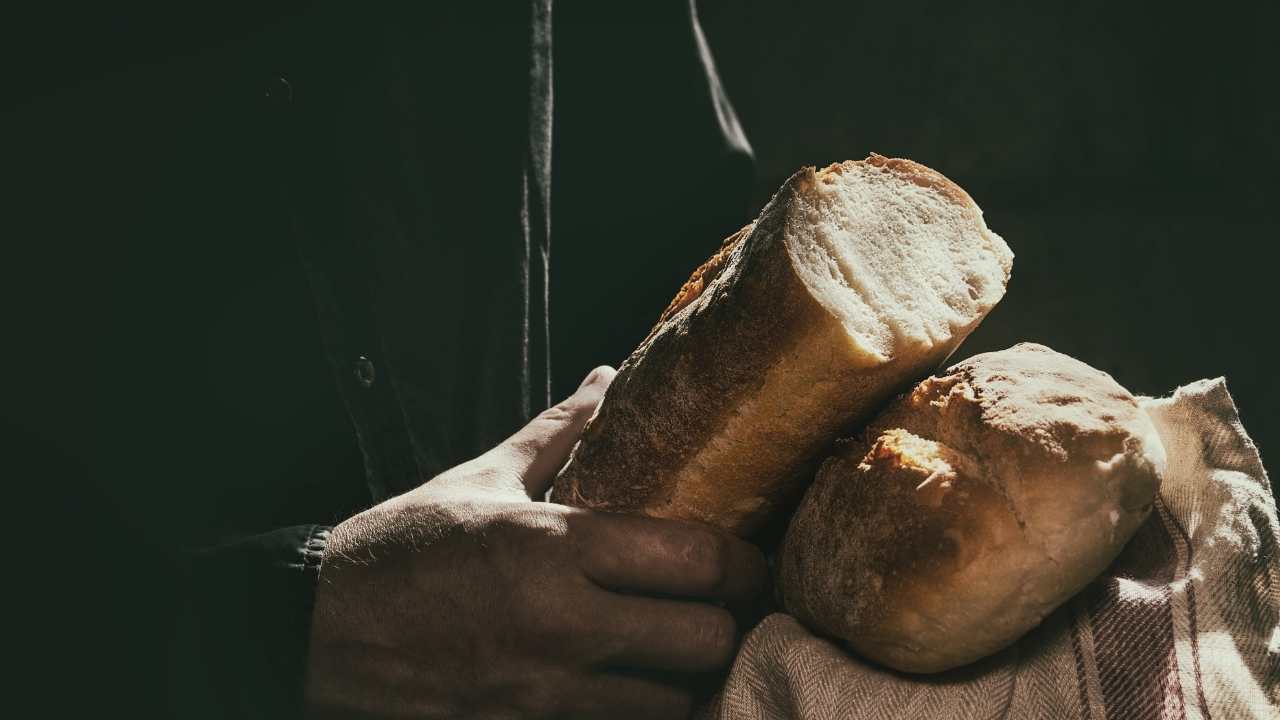 Osmaniye'de O Yerde Ekmek 10 Liraya Satılıyor! (4)