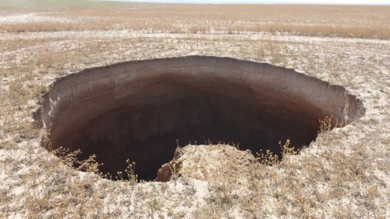 Osmaniye'de Obruk Olacak Mı Deprem Obruku Tetikler Mi (5)