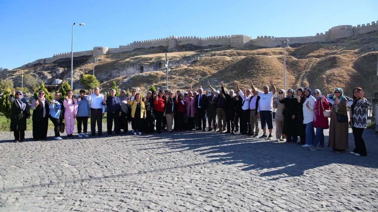 Osmaniyeli Şehit Aileleri Ve Gaziler Van'da Ağırlanıp Moral Buldu (2)