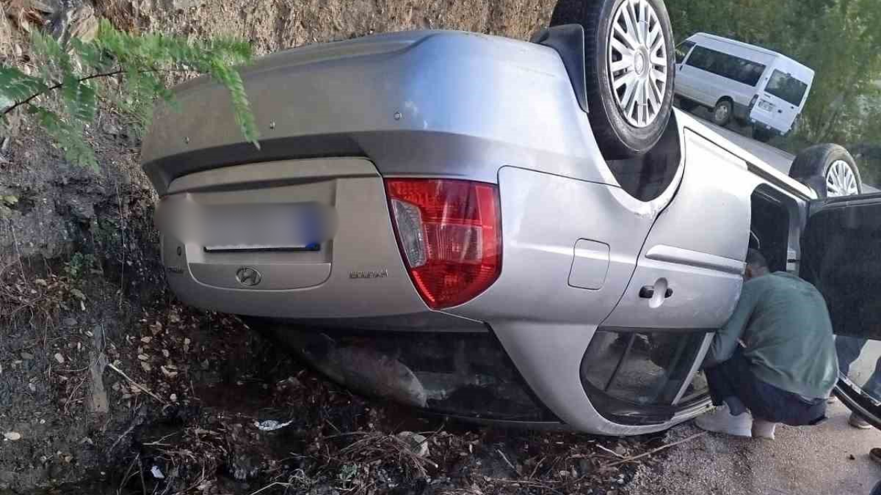 Otobüs Şarampole Devirdildi