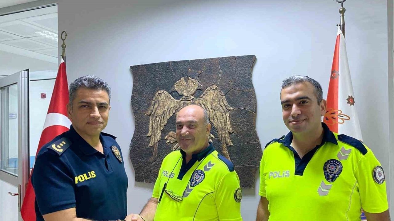 Polislere Teşekkür