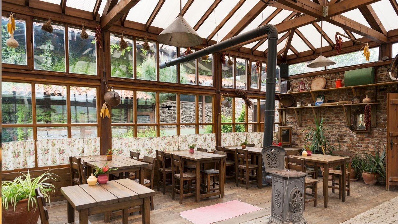 Restoran Ve Kafelere Masa Ücreti Mi Geliyor (2)