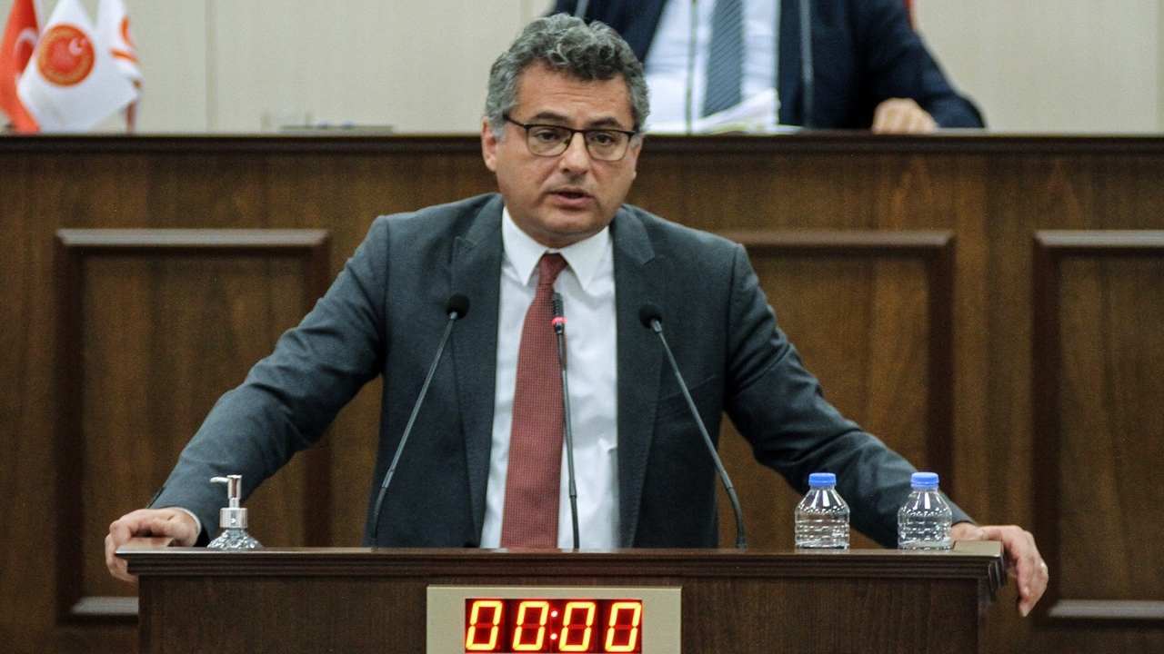 Tufan Erhürman Kimdir (7)