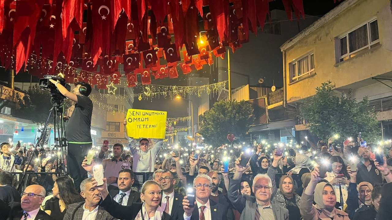 Ümit Besen Osmaniye Konserinde Beklenmedik Aksaklık (1)