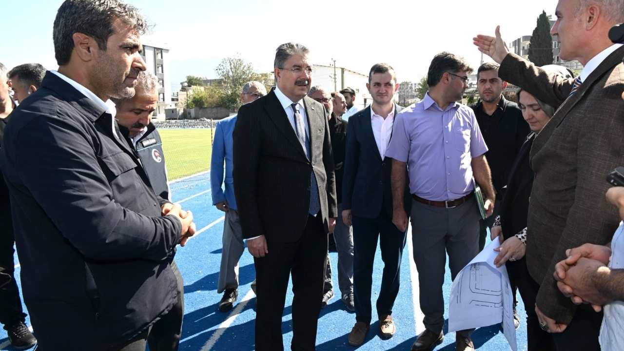 Vali Yılmaz'dan Osmaniye'ye Müjde 7 Ocak Stadyumu 10 Ay İçinde Yenileniyor (4)