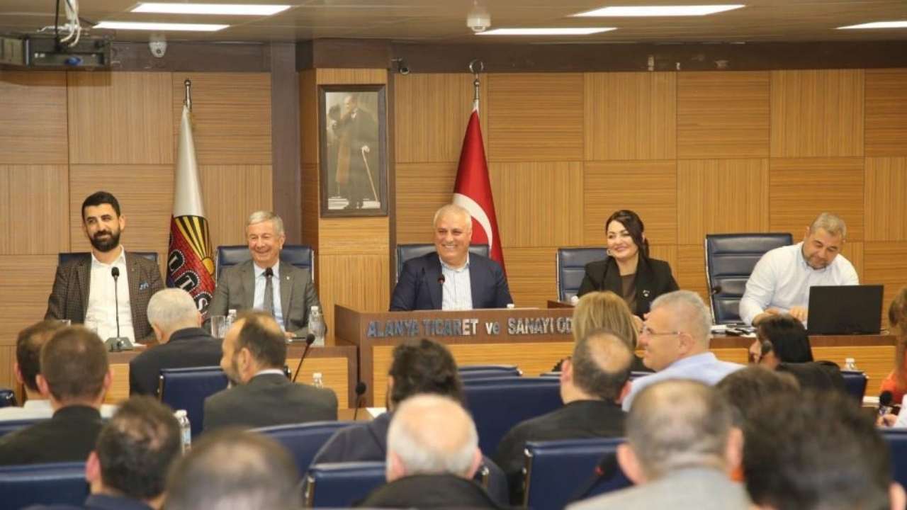 Alanya Ticaret Ve Sanayi Odası (Altso) Kasım Ayı Olağan Meclis Toplantısı, Eğitimden Turizme Kadar Uzanan Önemli Gündem Maddeleriyle Gerçekleştirildi. (2)