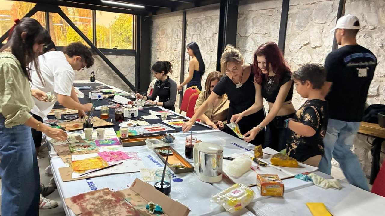 Çukurova Üniversitesi’nde Düzenlenen “Ekim Geçidi Sanat Etkinlik ( (5)