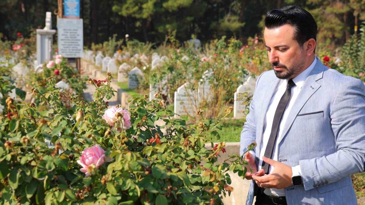 Depremde Öğrencilerini Kaybeden Öğretmen 2