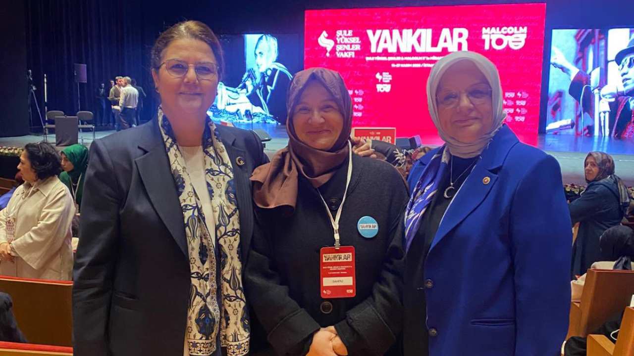 Derya Yanık İstanbul’da O Etki̇nli̇kteydi̇ (2)