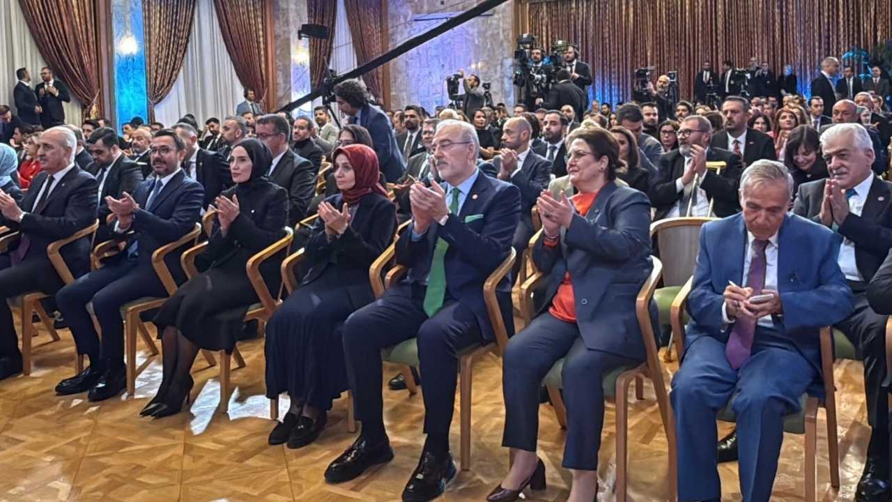 Drya Yanık Anadolu Ajansı Numan Kurtulmuş (4)