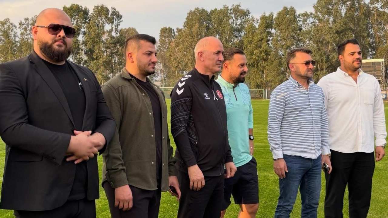 Md Grup Osmaniyespor'a Kritik Maç Öncesi Vali Yılmaz'dan Görüntülü Moral Desteği! (4)