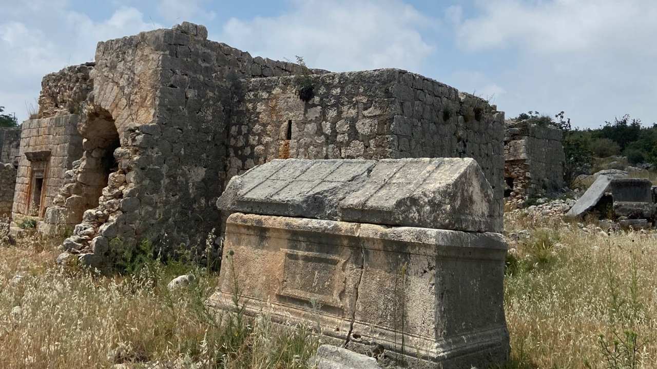 Mersinlilerin Bile Bilmediği Hazine Modern Yolun Ortadan Böldüğü Kent (4)