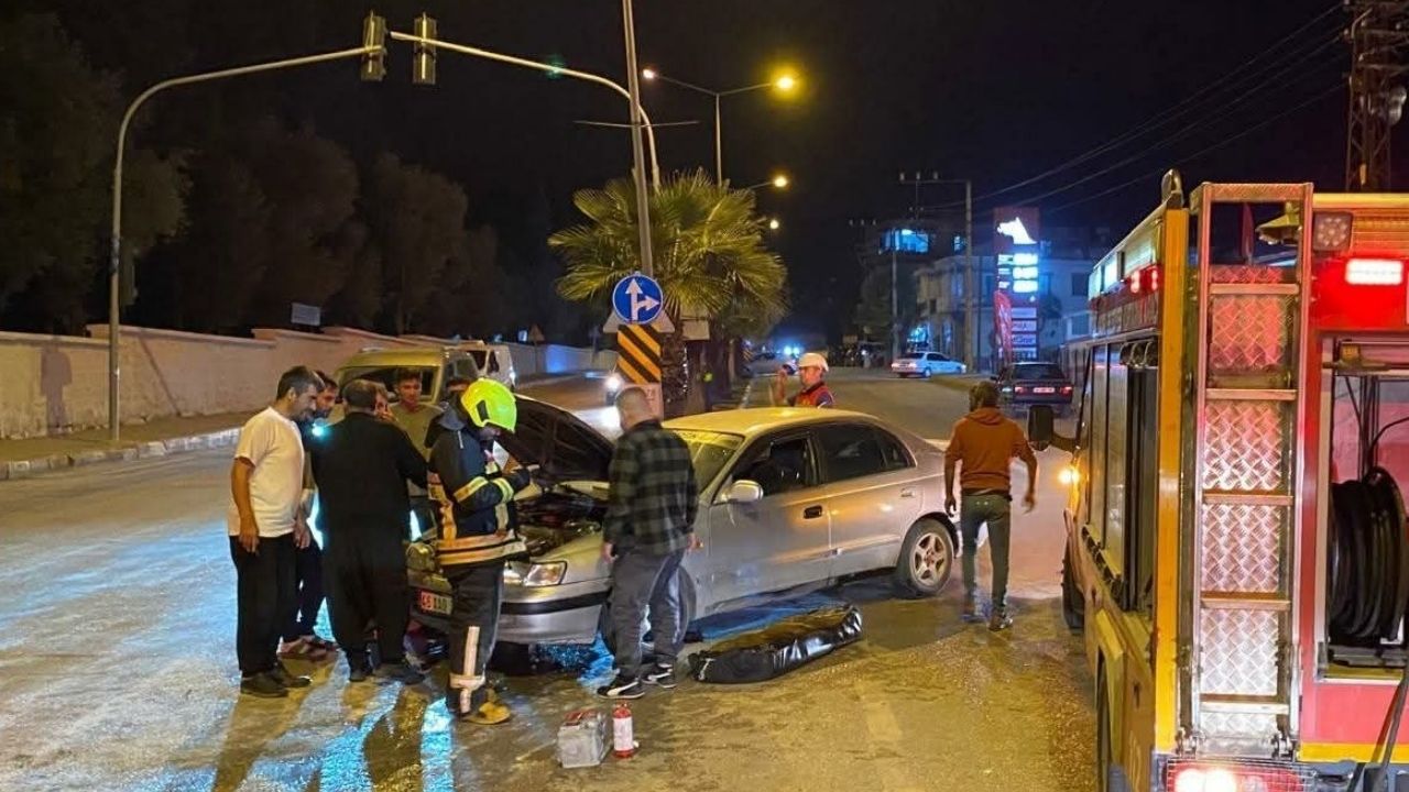 Osmaniye Kadirlide Arabada Yangın Çıktı