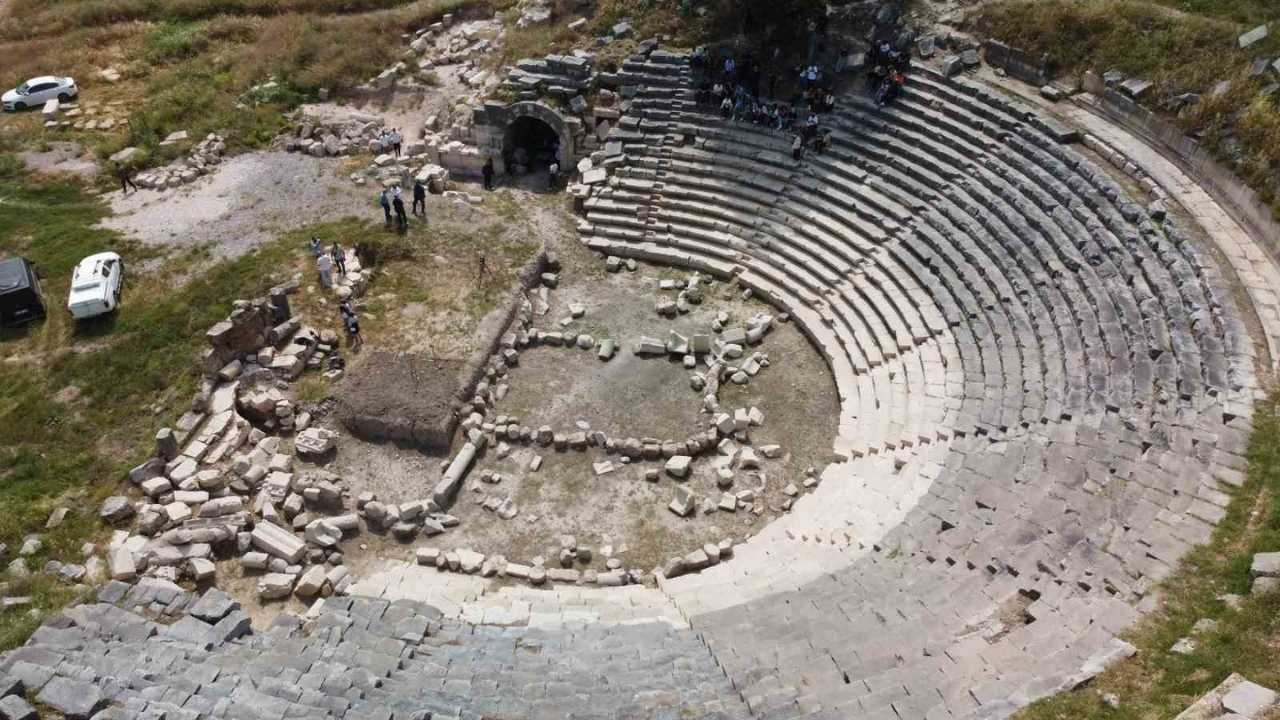 Osmaniye Kastabala Köz Üzerinde Yürüyen Rahibeler (4)