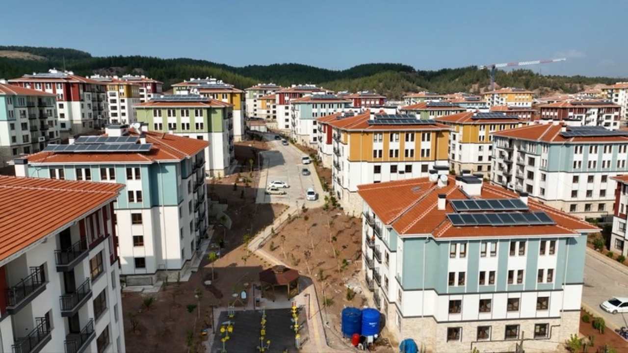 Osmaniye'de Bir Mahalle Artık Kurum Oluyor (2)