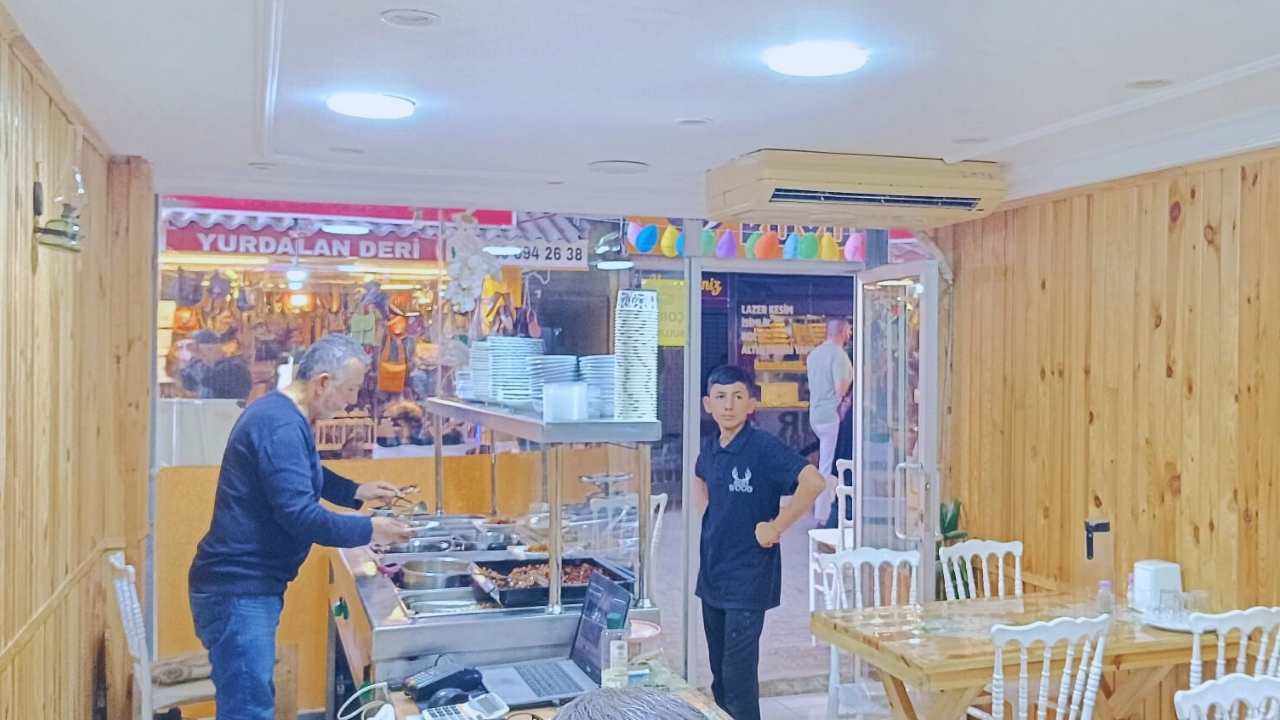 Osmaniye'de Bu Lokanta Geçmişe Kapı Aralıyor (3)