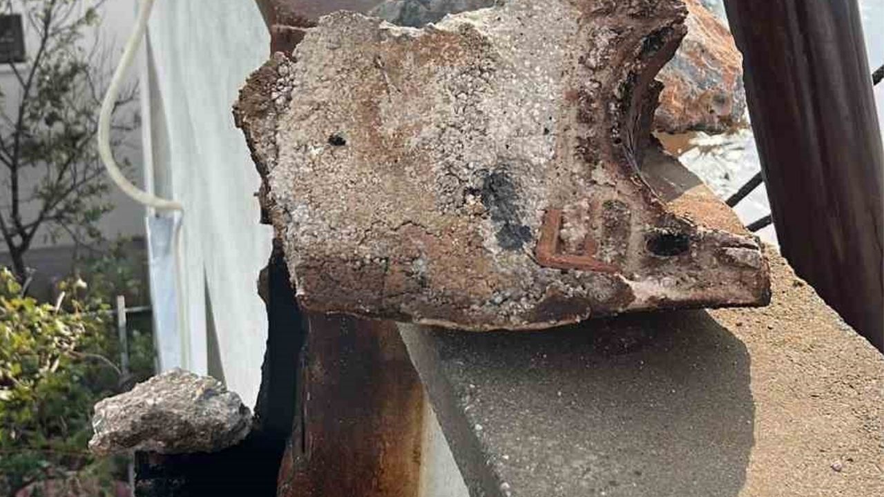 Osmani̇yede Evi̇n Bacasina Yildirim Düştü