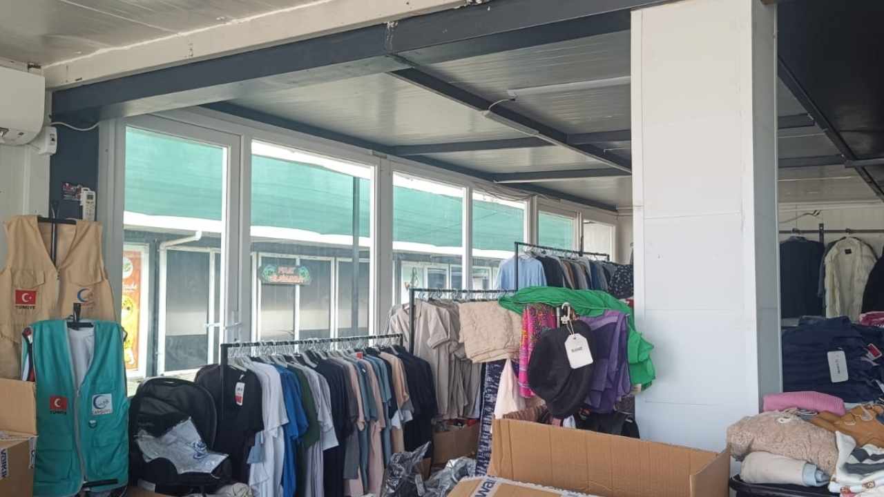 Osmaniye'de İyiliğin Adresi 'Mutluluk Mağazası' Cansuyu Derneği (2)