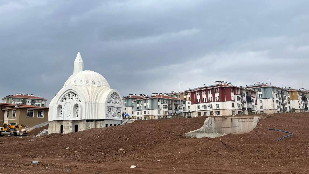 Osmaniye'de O Yerde Ilerleme Var, Ama Bitiş Hala Muamma! (2)