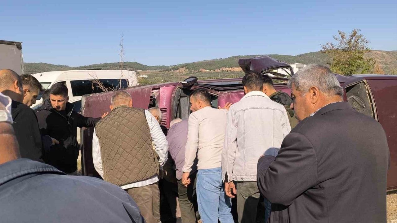 Osmaniyede Sürücü Yaralandı