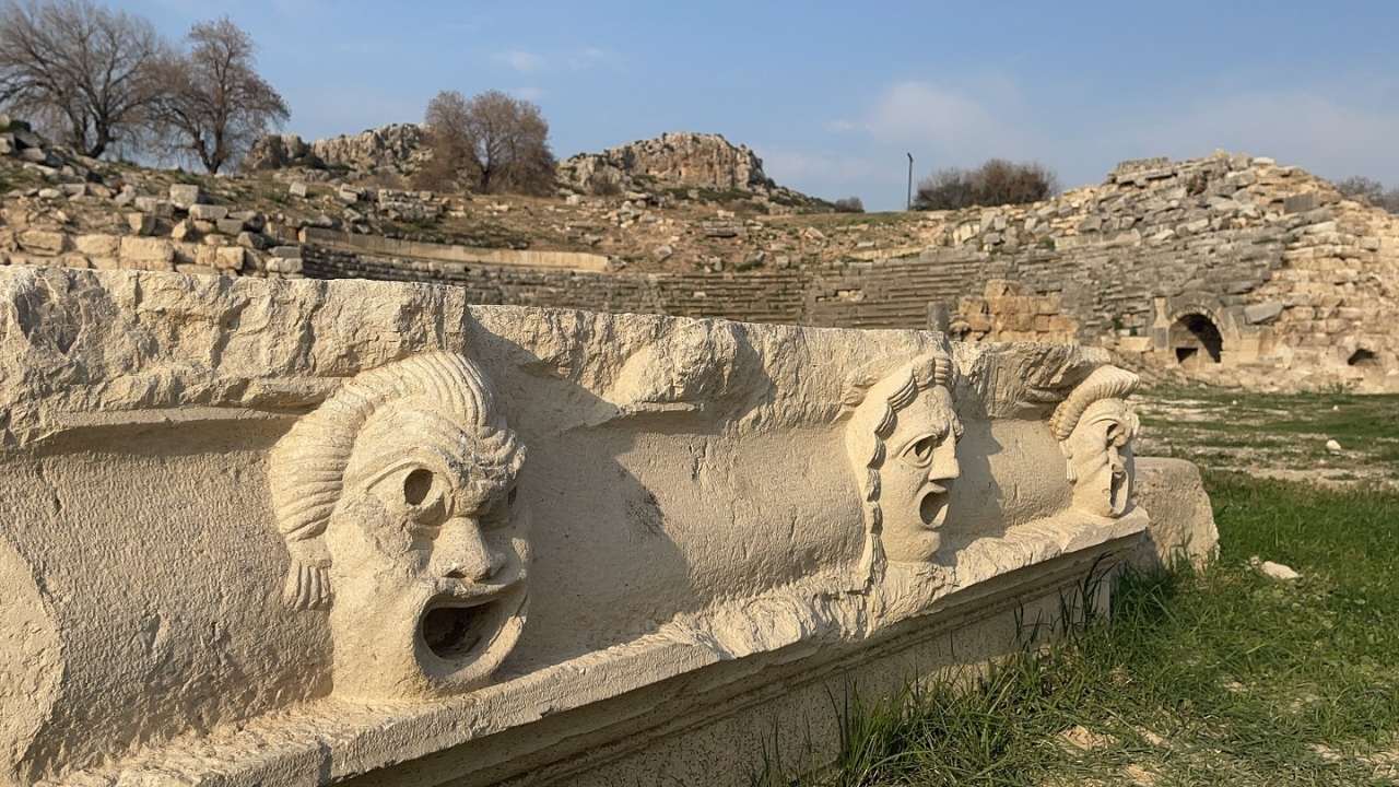 Osmaniye'nin Altın Mirası! Kastabala Antik Kenti'nin Sakladığı Tarih Trt'de! (4)