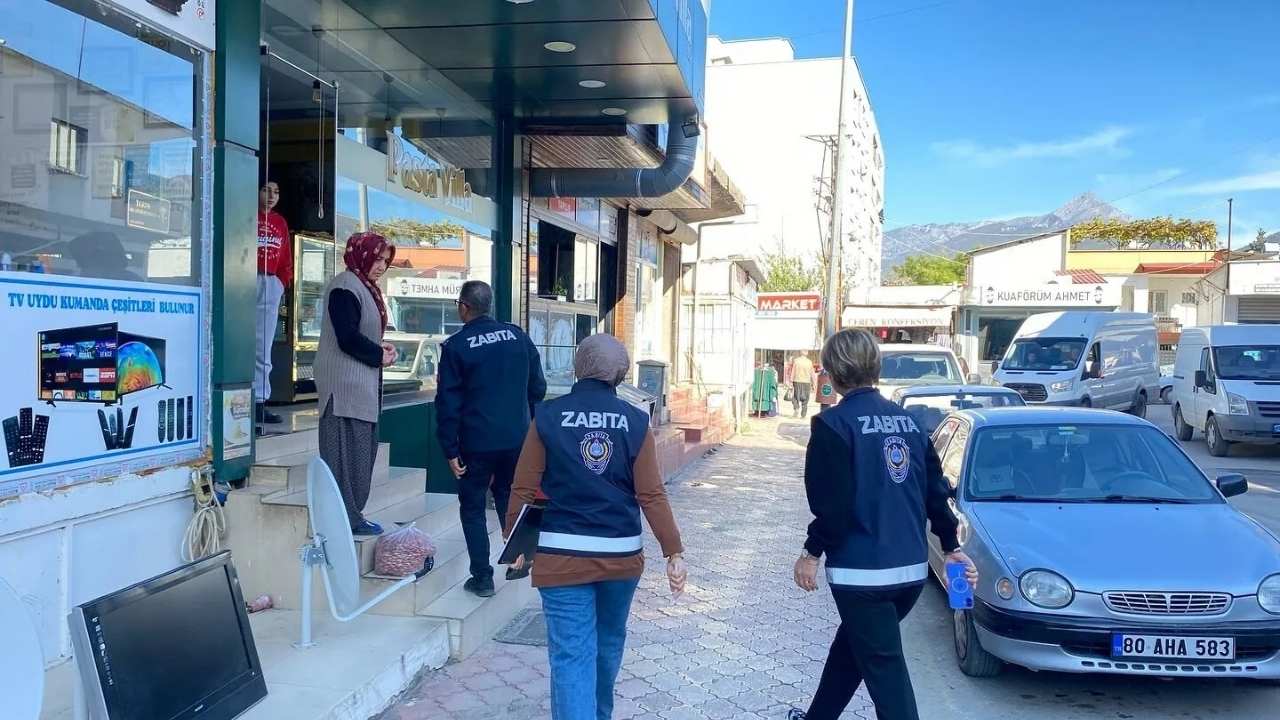 Osmaniye'nin Düziçi İlçesinde Gıda Denetimleri Yoğunlaştı! Halk Sağlığı Ön Planda (1)