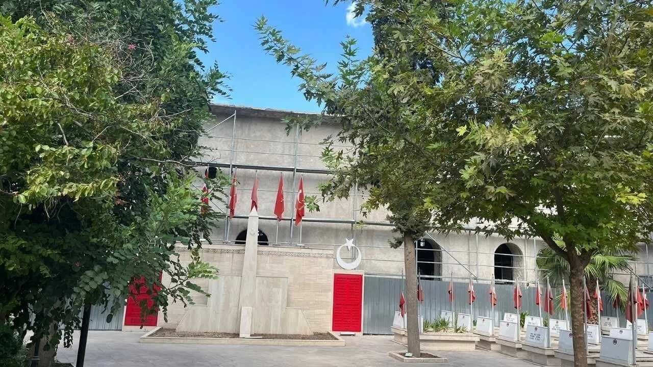 Osmaniye’nin Kalbindeki Tarihi Yapıda Dikkat Çeken Sessizlik (5)