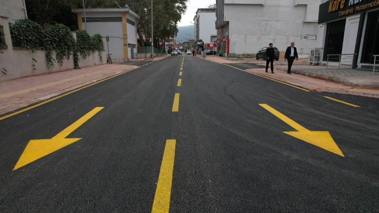 Osmaniye'nin Karaoğlanoğlu Sokağı Işıl Işıl (1)