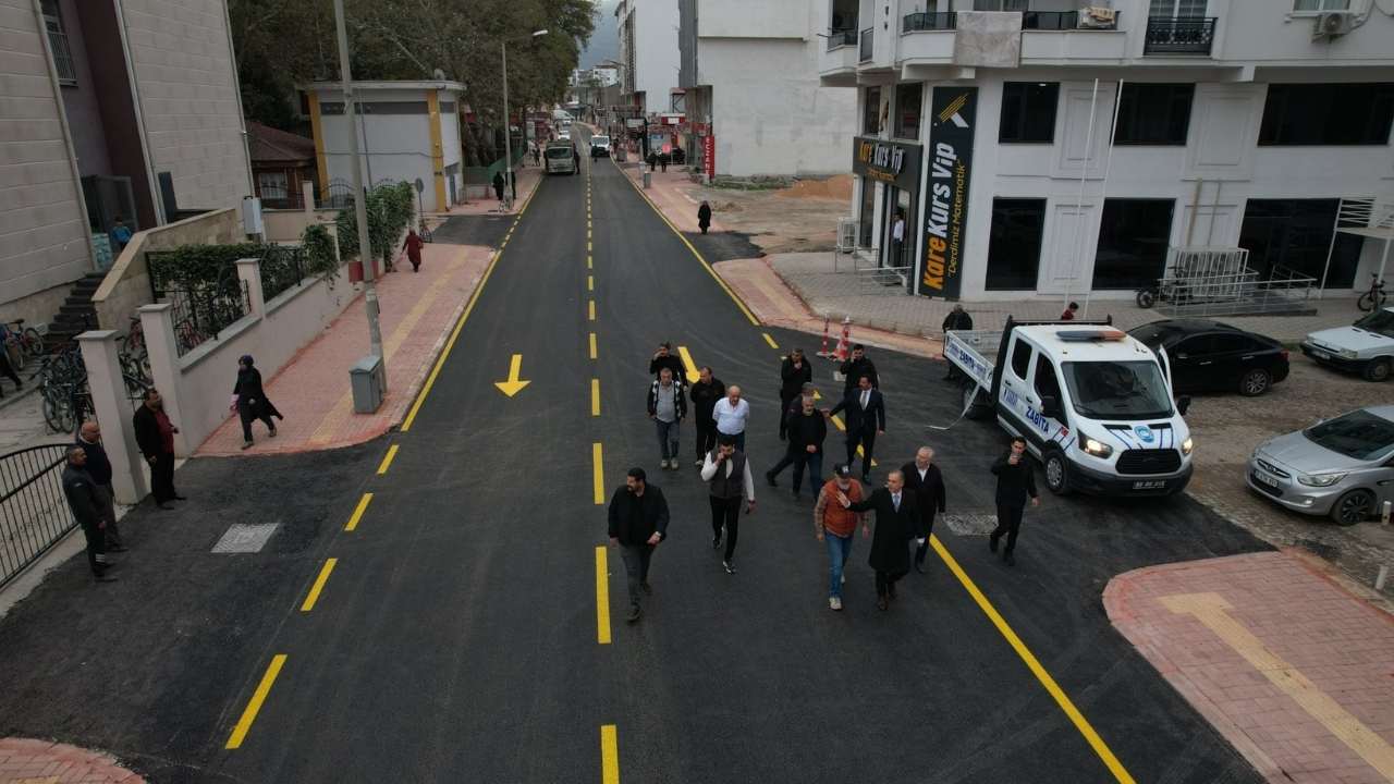 Osmaniye'nin Karaoğlanoğlu Sokağı Işıl Işıl (3)