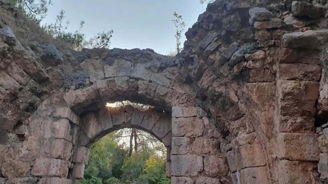 Osmaniye’nin Korkunç Kalesi 12 Burçlu Esrarı Ve Ulaşılmaz Güney Cephesi (2)