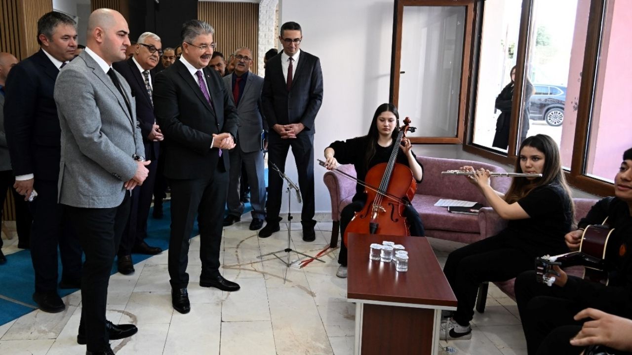 Vali Erdinç Yılmaz 2