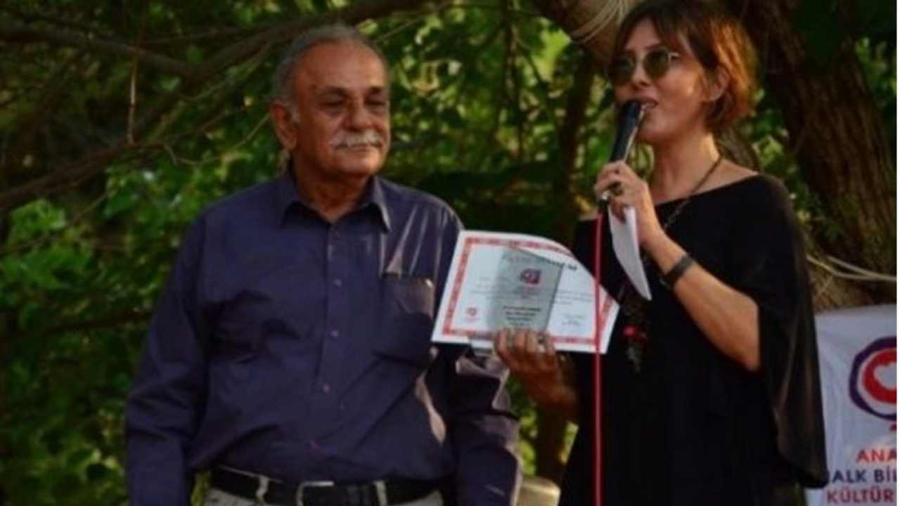 Yazar Ve Senarist Ayça Öztorun Toprağa Verildi