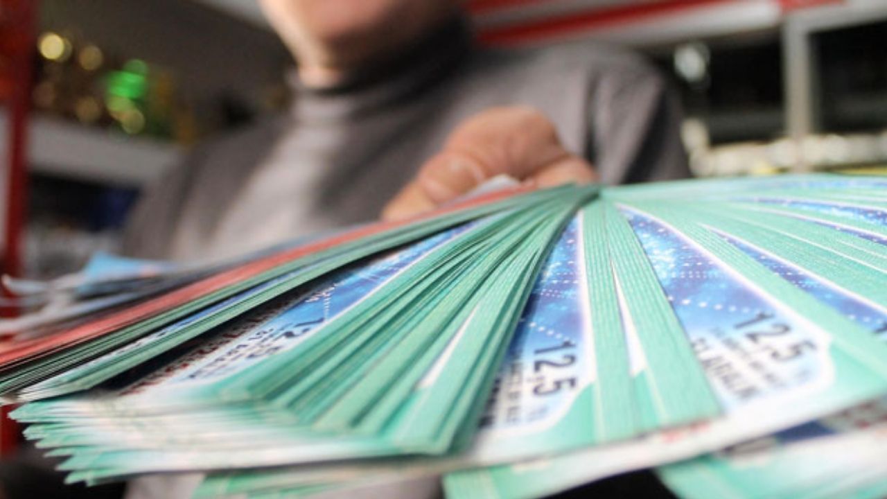 Yılbaşı Ikramiyesi