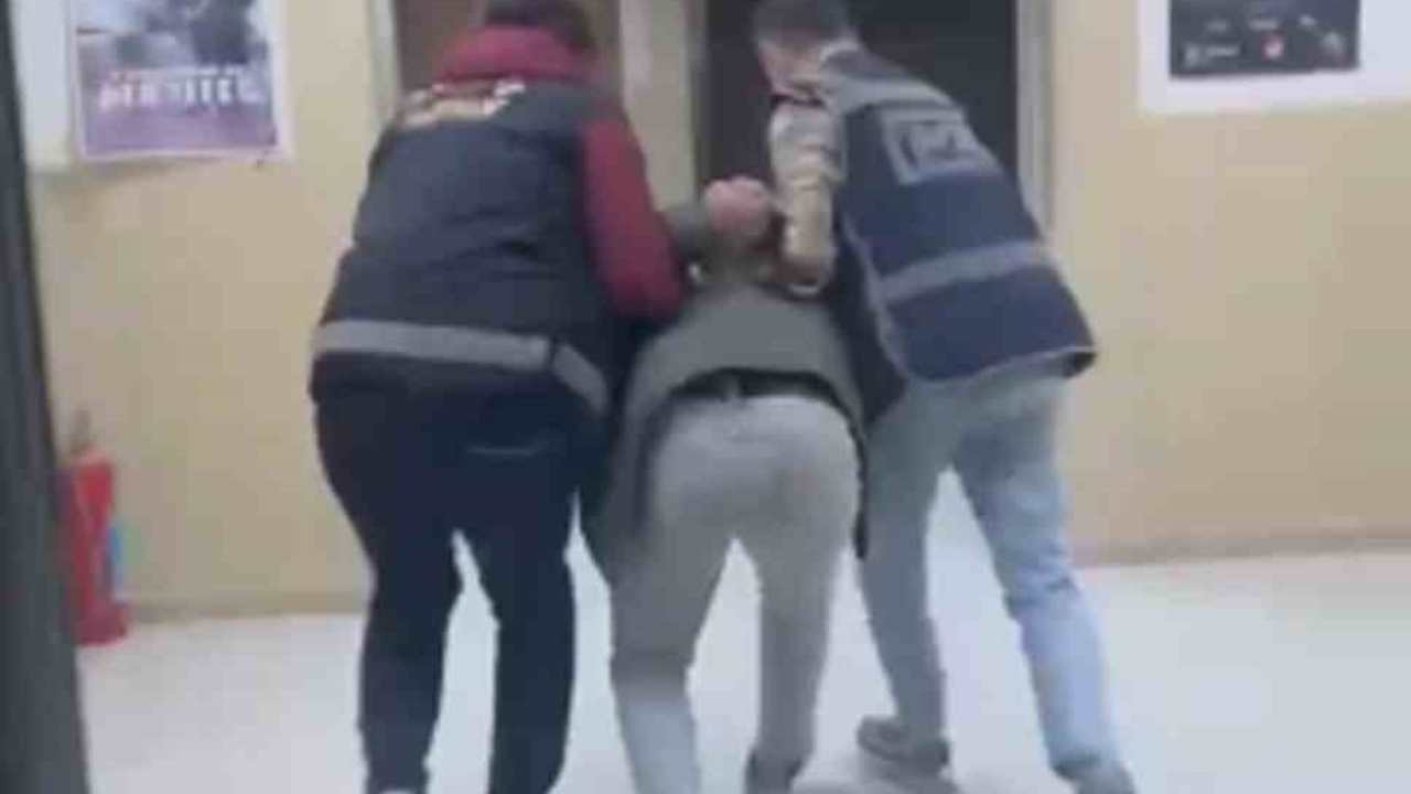 Antakya’da Ahlak Operasyonu 6 Kişi Gözaltına Alındı (2)