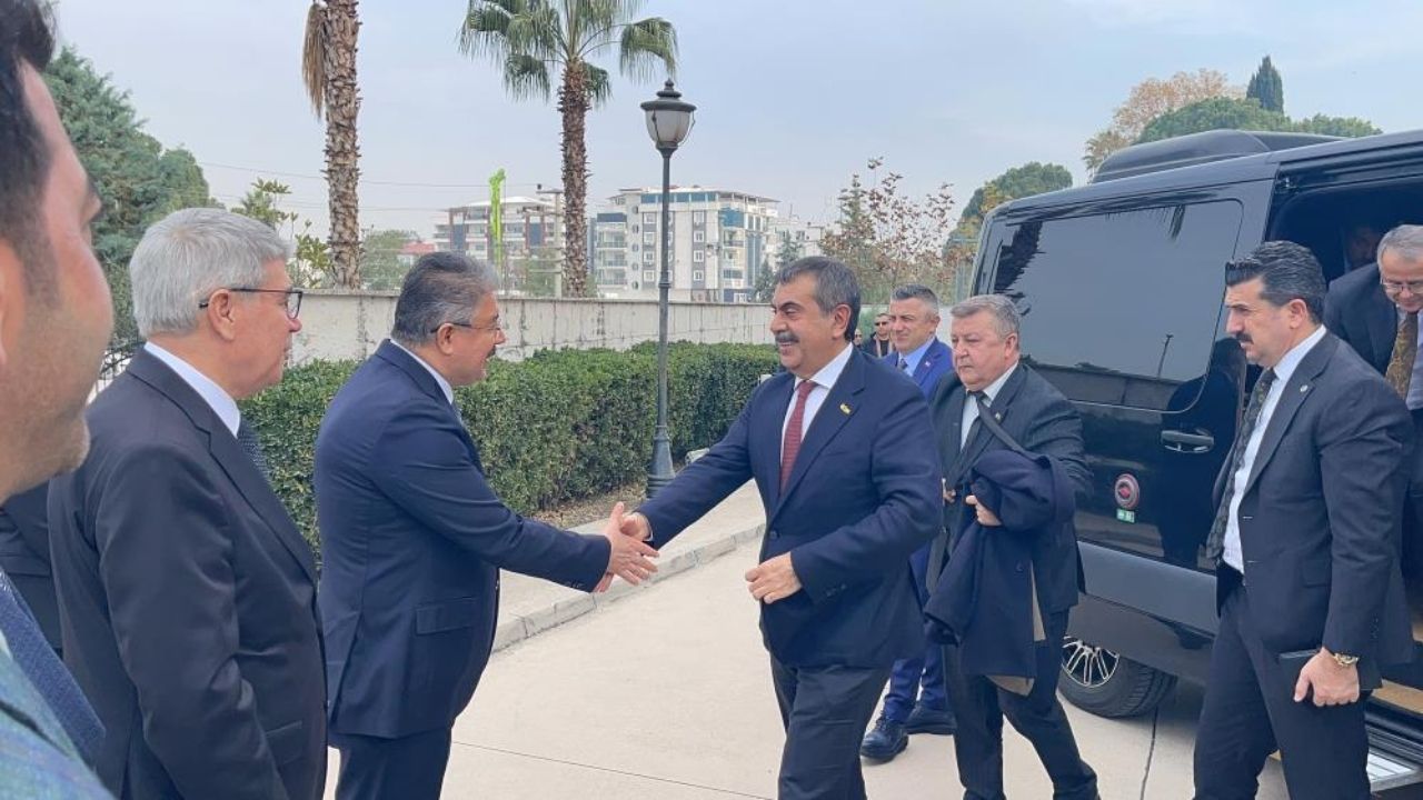 Bakan Tekin Osmaniye’de Deprem Bölgesinde 13 Bin 321 Derslik Eğitime Açıldı (1)